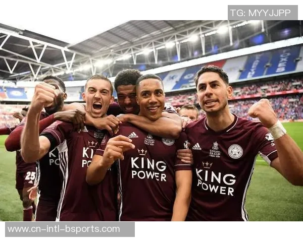 瓦伦蒂勒U20对阵亚登斯顿U20精彩赛事回顾与分析 瓦伦蒂勒U20对阵亚登斯顿U20精彩赛事回顾与分析