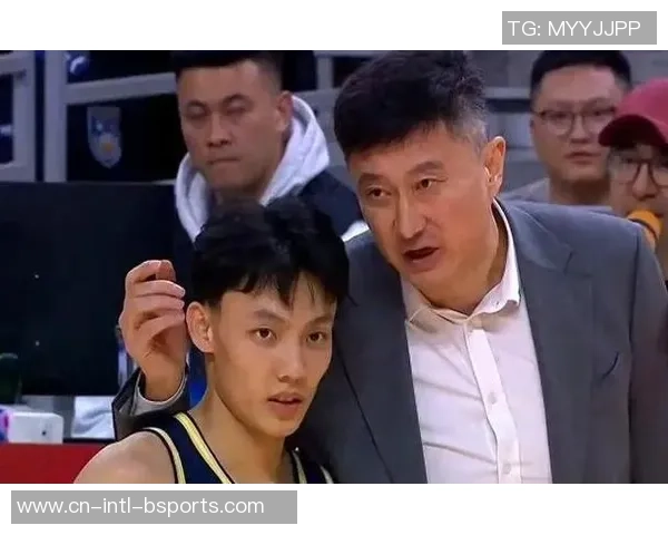 徐杰天神下凡,胡明轩回归,广东神锋9+4+3,杜锋首谈CBA变革 徐杰天神下凡,胡明轩回归,广东神锋9+4+3,杜锋首谈CBA变革